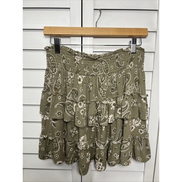 Aerie Paisley Print Smocked Tiered Ruffle Pull On Mini Skirt Size Medium - Picture 2 of 9
